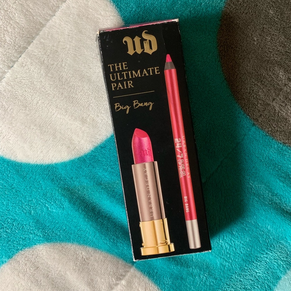 Pink Urban Decay Lipstick